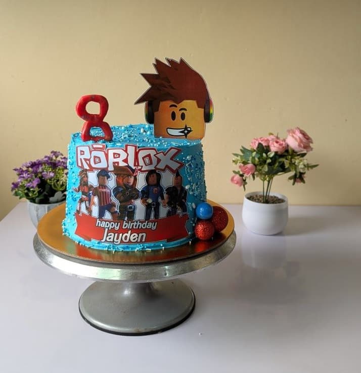 Roblox themed children's cake