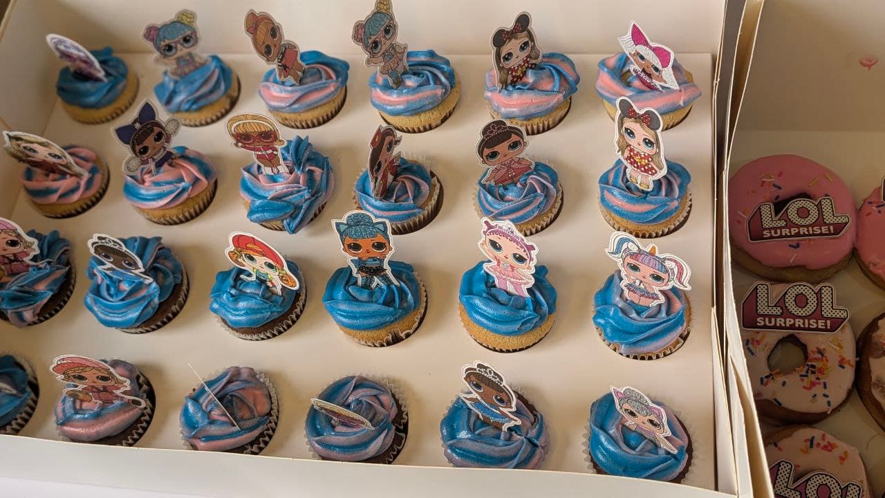 Customized cupcakes decorated for a celebration